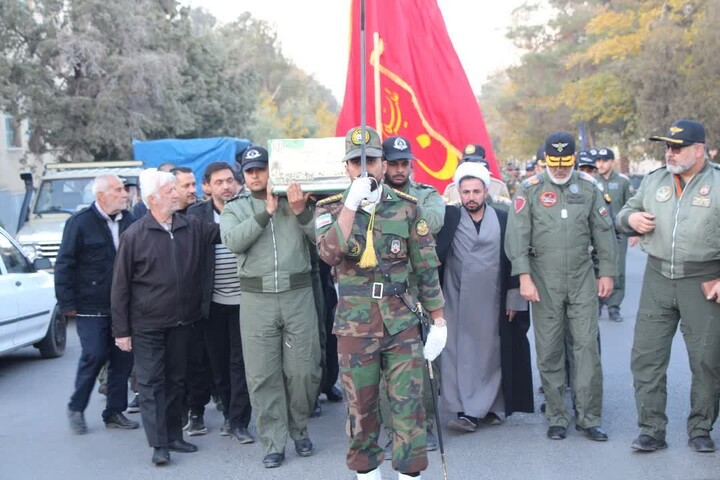 تصاویر| استقبال از پیکر شهید گمنان در مرکز هوانیروز شهید وطن پور