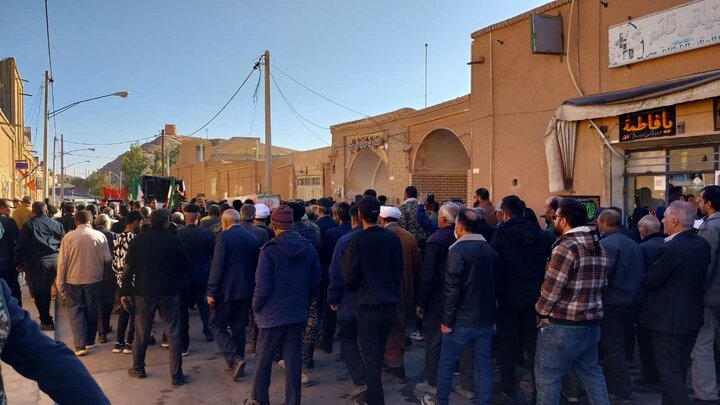 تشییع و خاکسپاری شهید گمنام در بخش انارک شهرستان نائین