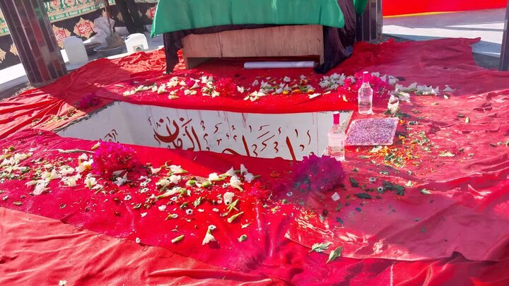 تشییع و خاکسپاری شهید گمنام در بخش انارک شهرستان نائین