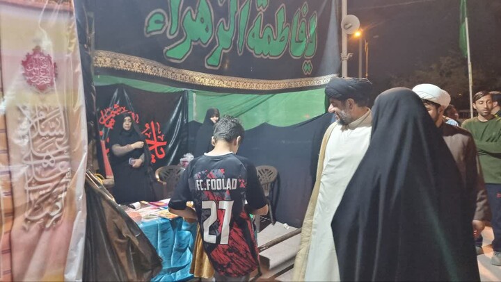 تصاویر/ بازدید امام جمعه گناوه از مجموعه فرهنگی شهدای گمنام