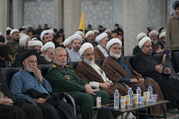 تصاویر/گردهمایی طلاب و دانشجویان بسیجی قم در آیین پیشگامان رهایی