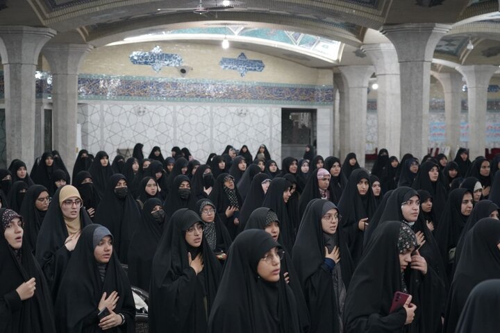 تصاویر/گردهمایی طلاب و دانشجویان بسیجی قم در آیین پیشگامان رهایی