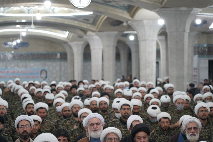 تصاویر/گردهمایی طلاب و دانشجویان بسیجی قم در آیین پیشگامان رهایی