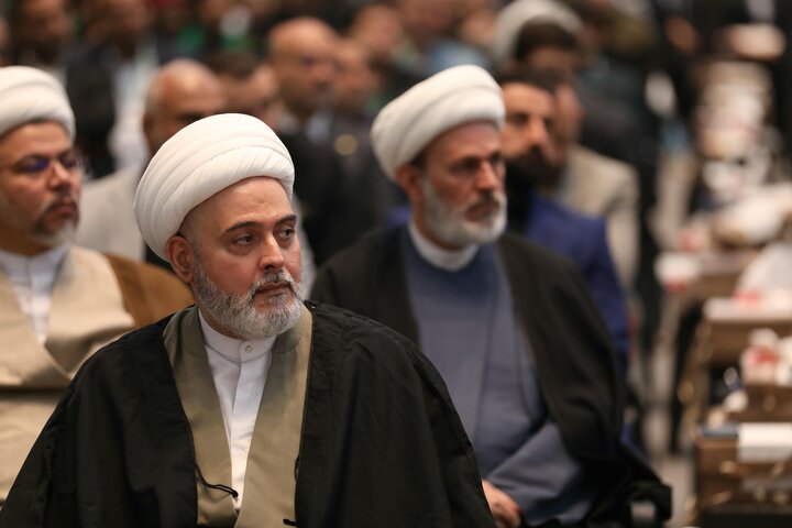 تصاویر برگزاری کنگره بین المللی آیت الله العظمی نائینی در نجف اشرف