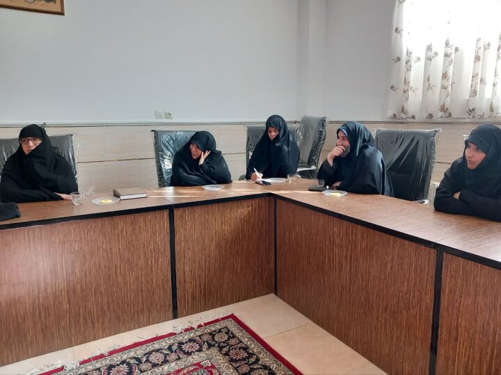 تصاویر/ حضور مدیر و معاونان حوزه علمیه خواهران استان کرمان در مدرسه ریحانه النبی رفسنجان