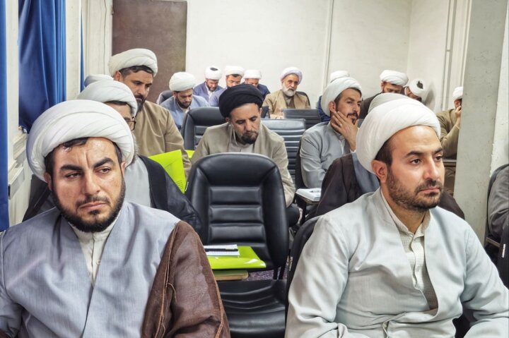 تصاویر/ برگزاری دوره تعالی۲روزه مدیران،معاونان و اساتید مدارس علمیه استان زنجان در قم