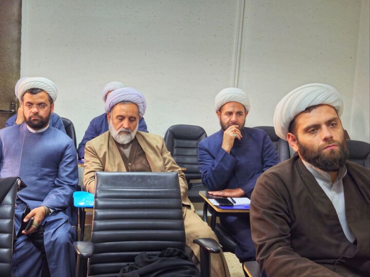 تصاویر/ برگزاری دوره تعالی۲روزه مدیران،معاونان و اساتید مدارس علمیه استان زنجان در قم