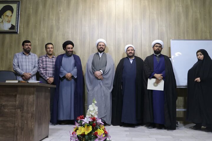 تصاویر/آیین تکریم و معارفه معاون فرهنگی و تبلیغ اداره کل تبلیغات استان مرکزی