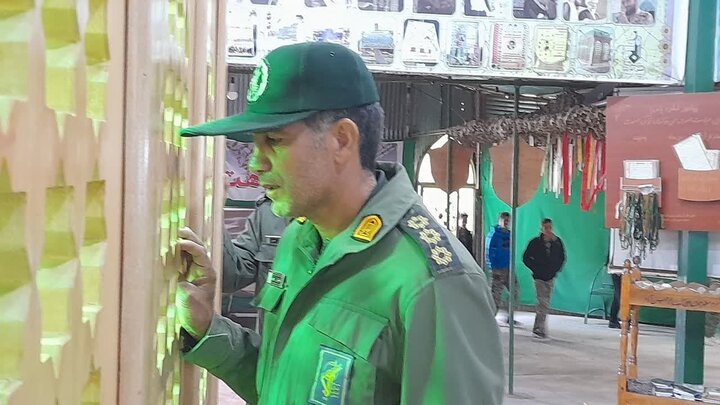 تصاویر/ گل افشانی و غبار روبی گلزارهای شهدای شهرستان آران و بیدگل