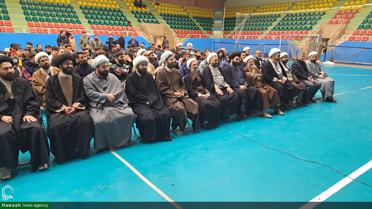 تصاویر/ افتتاحیه جشنواره فرهنگی ورزشی طلاب اردبیل