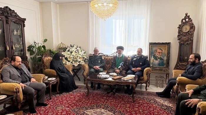 انگیزه الهی رمز ماندگاری راه و تفکر شهید فخری‌زاده بود