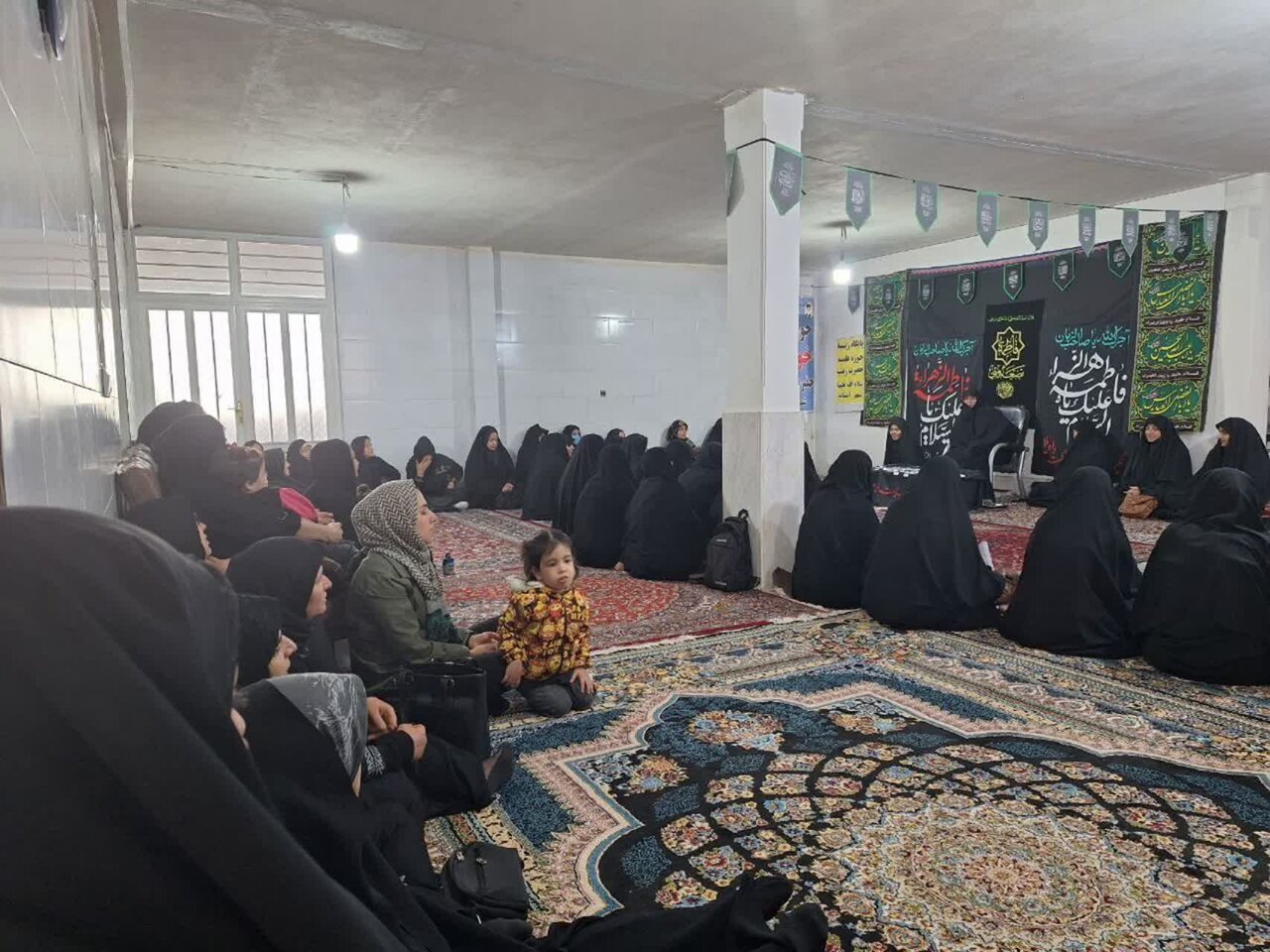 الگوی تربیتی حضرت زهرا(س)ترکیب محبت و مسئولیت‌پذیری