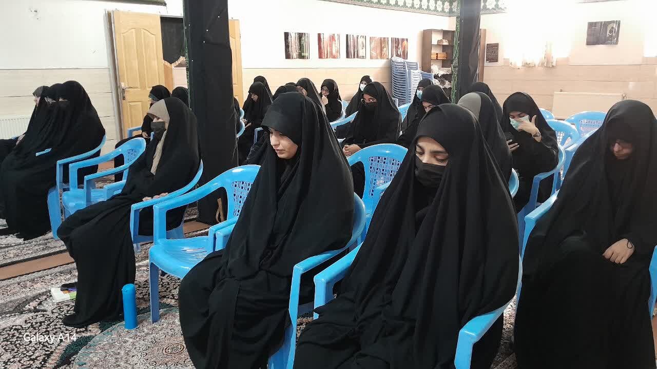 نشست تخصصی «انجام وظیفه؛ معیار ارزش‌گذاری انسان» در مدرسه ریحانه‌النبی(س) رفسنجان