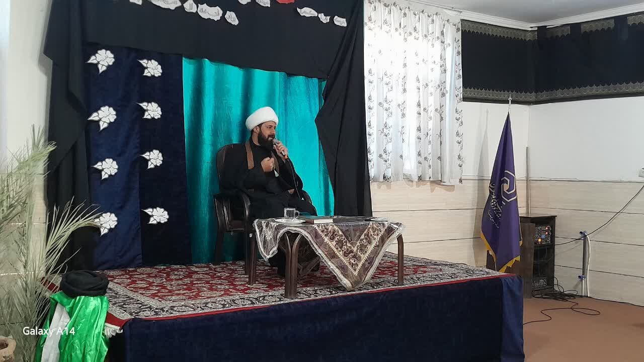 نشست تخصصی «انجام وظیفه؛ معیار ارزش‌گذاری انسان» در مدرسه ریحانه‌النبی(س) رفسنجان