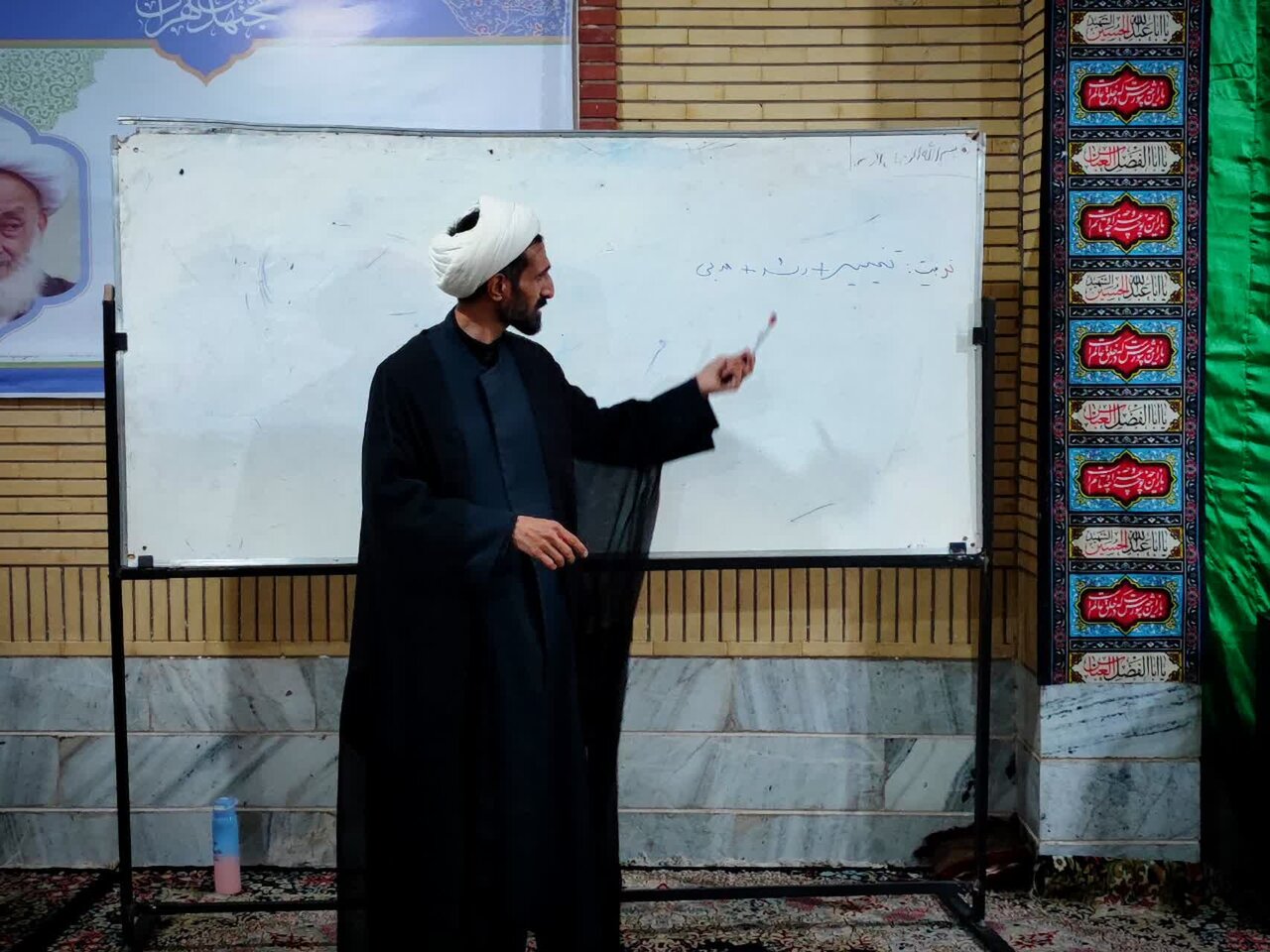 پایان کارگاه «ساحت‌های تربیتی» در مدرسه علمیه جعفریه زرند+عکس