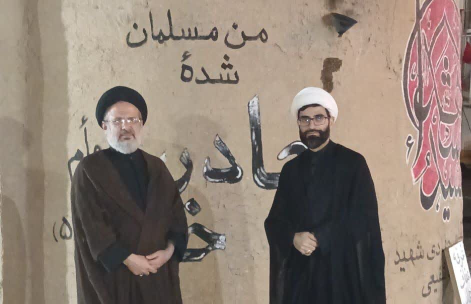 پنجمین سوگواره تجسّمی چادرِخاکی در قم به ایستگاه آخر رسید