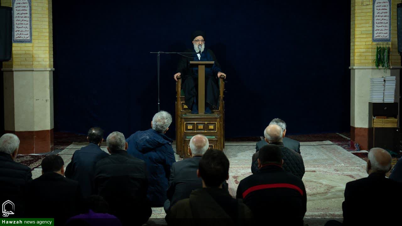 تصاویر/ جلسه درس اخلاق نماینده ولی فقیه در البرز