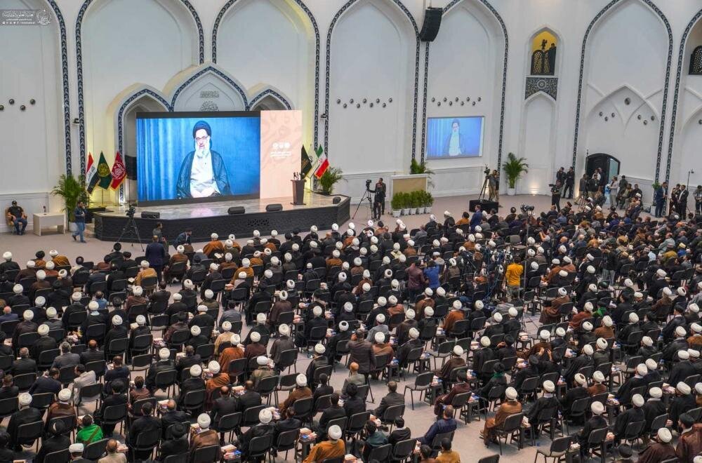 International Congress Honoring Ayatollah Mirza Naeini Opens in Najaf