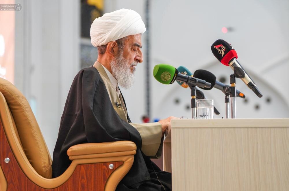 إشادة دولية بجهود العتبة العلويّة المقدّسة لإقامة مؤتمر إحياء تراث المحقّق النائيني (قدس سره)