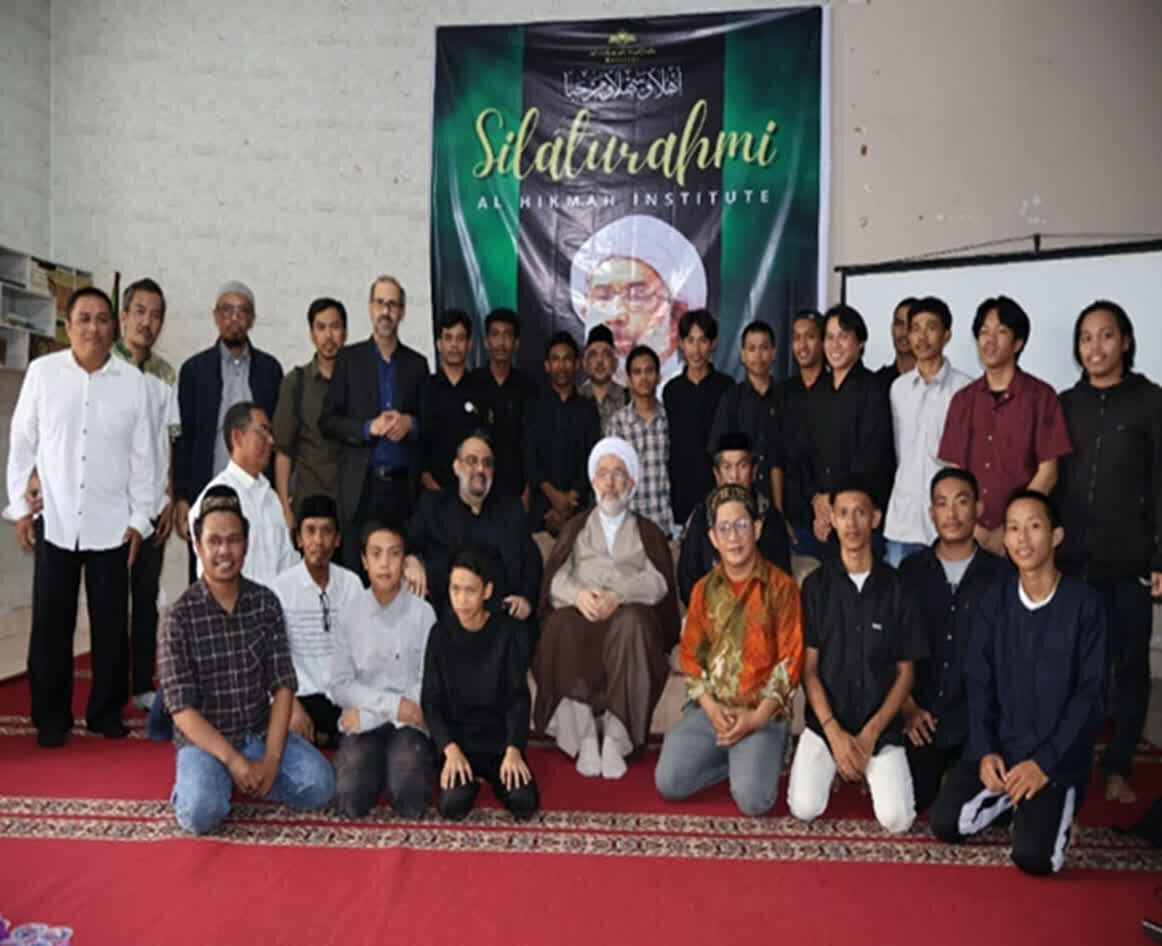 जामिअतुल मुस्तफा अलआलमिया के संरक्षक का इंडोनेशिया में अलहिक्मा संस्थान का दौरा