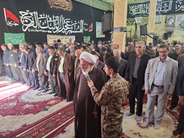 تصاویر/ نماز عبادی سیاسی  جمعه بخش برزک در روستای آزران