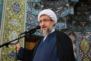 ملت ایران تا عقب‌نشینی کامل دشمن آرام نخواهند نشست