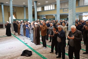 تصاویر/ آیین عبادی سیاسی نماز جمعه نوشین شهر
