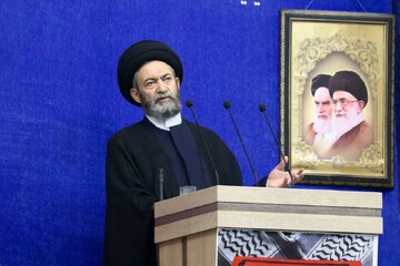 سخنان اخیر مقام معظم رهبری همه از موضع اقتدار بود و عزت در آن موج می‌زد