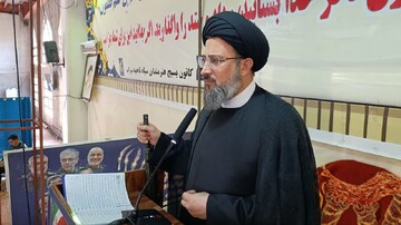 تأکید امام جمعه سراب بر نقشه راه رهبری و نمایش قدرت مقاومت