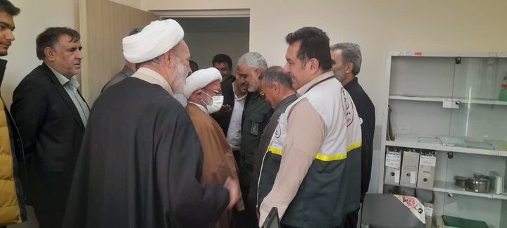 تصاویر/ حضورامام جمعه جوشقان قالی در مراسم کلنگ زنی سالن ورزشی شهرداری ومرکز جامع سلامت جوشقان قالی