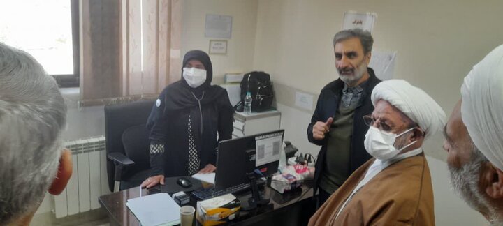 تصاویر/ حضورامام جمعه جوشقان قالی در مراسم کلنگ زنی سالن ورزشی شهرداری ومرکز جامع سلامت جوشقان قالی