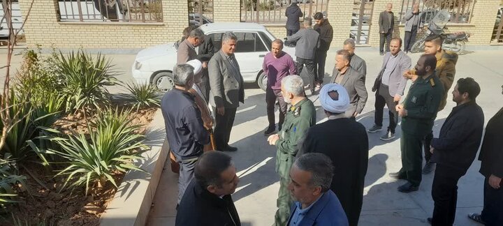 تصاویر/ حضورامام جمعه جوشقان قالی در مراسم کلنگ زنی سالن ورزشی شهرداری ومرکز جامع سلامت جوشقان قالی