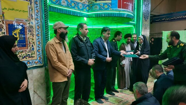 تصاویر/اقامه نماز عبادی سیاسی جمعه در خمین