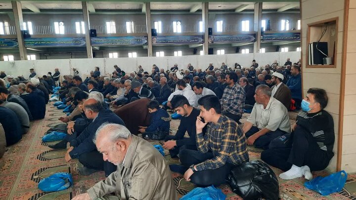 تصاویر/اقامه نماز عبادی سیاسی جمعه در خمین