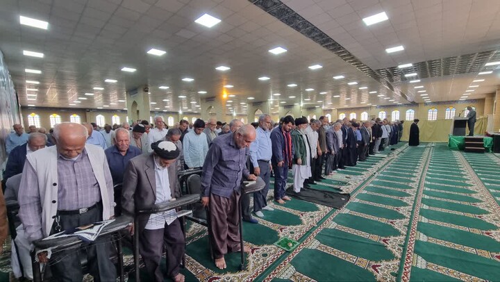 نماز جمعه گناوه به روایت تصویر