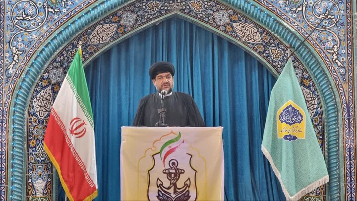 نماز جمعه گناوه به روایت تصویر