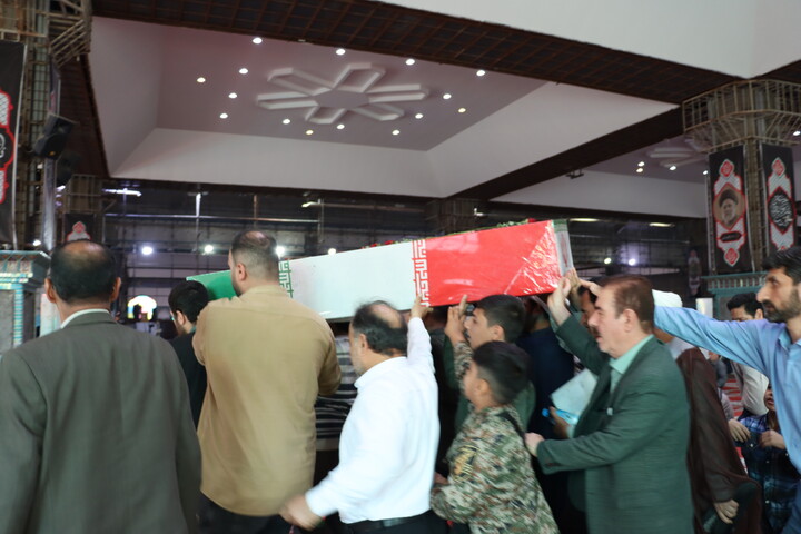 تشییع و تدفین پیکر مطهر شهید گمنام در مصلی امام خمینی(ره) اهواز