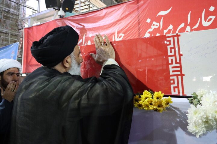 تشییع و تدفین پیکر مطهر شهید گمنام در مصلی امام خمینی(ره) اهواز