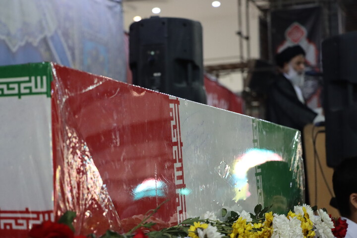 تشییع و تدفین پیکر مطهر شهید گمنام در مصلی امام خمینی(ره) اهواز