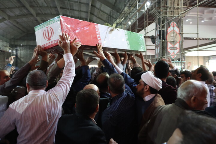 تشییع و تدفین پیکر مطهر شهید گمنام در مصلی امام خمینی(ره) اهواز