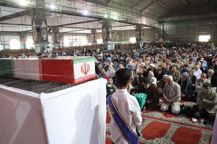 تشییع و تدفین پیکر مطهر شهید گمنام در مصلی امام خمینی(ره) اهواز