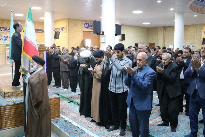 تصاویر/ اقامه نماز جمعه در شهرستان ایوان