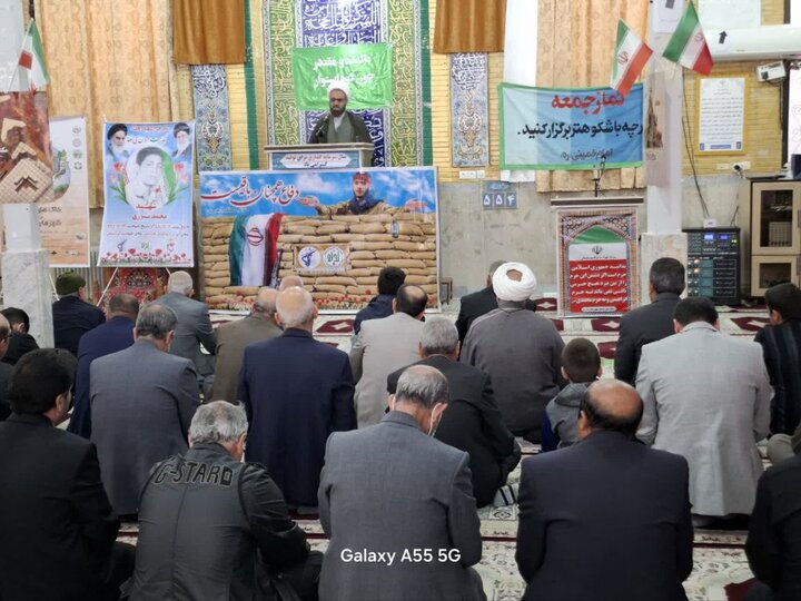 تصاویر/ برگزاری آیین عبادی سیاسی نماز جمعه در شهرستان بدره