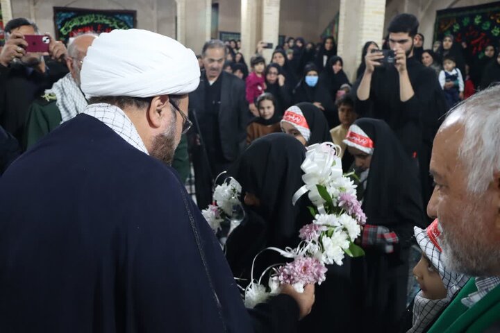 تصاویر/ آیین رونمایی از مجموعه سه‌جلدی قاب‌های افتخار؛ خاطرات شهید طلبه سید محمدجواد حسینی فیروزآبادی