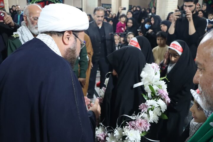 تصاویر/ آیین رونمایی از مجموعه سه‌جلدی قاب‌های افتخار؛ خاطرات شهید طلبه سید محمدجواد حسینی فیروزآبادی