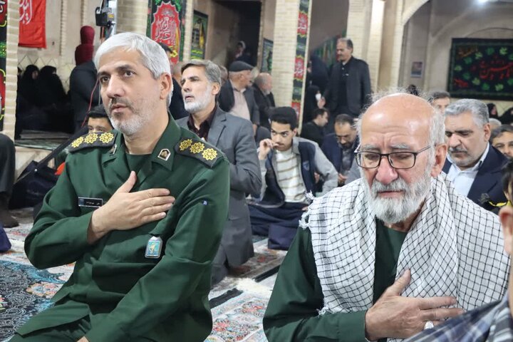 تصاویر/ آیین رونمایی از مجموعه سه‌جلدی قاب‌های افتخار؛ خاطرات شهید طلبه سید محمدجواد حسینی فیروزآبادی