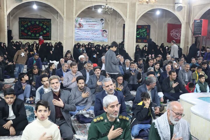 تصاویر/ آیین رونمایی از مجموعه سه‌جلدی قاب‌های افتخار؛ خاطرات شهید طلبه سید محمدجواد حسینی فیروزآبادی