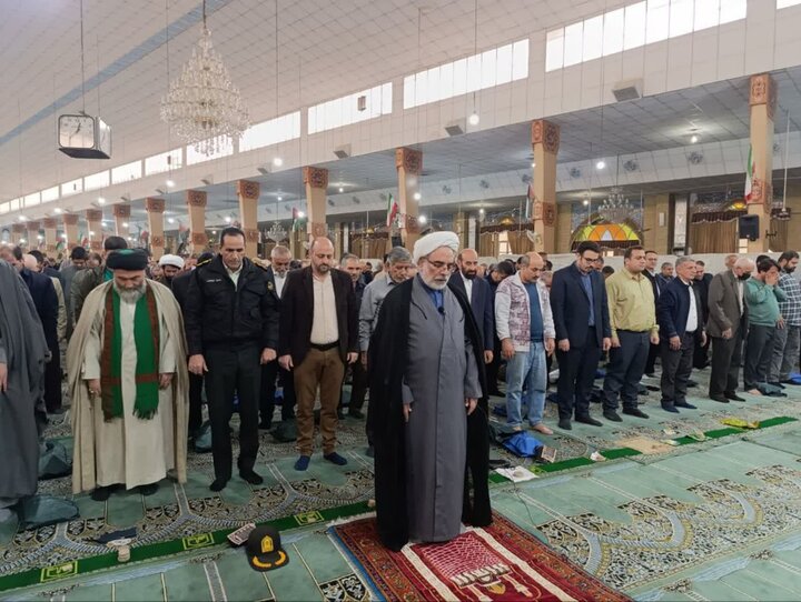 تصاویر/ نماز عبادی سیاسی جمعه در پاکدشت