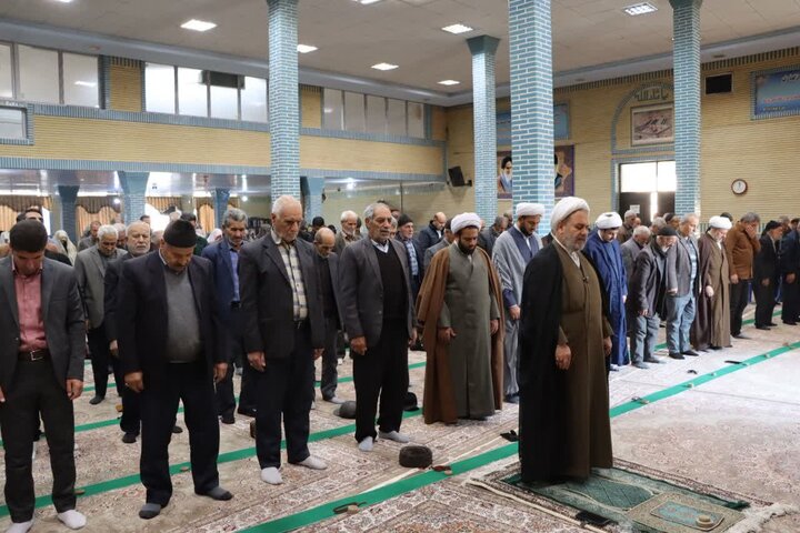 تصاویر/ آیین عبادی سیاسی نماز جمعه نوشین شهر