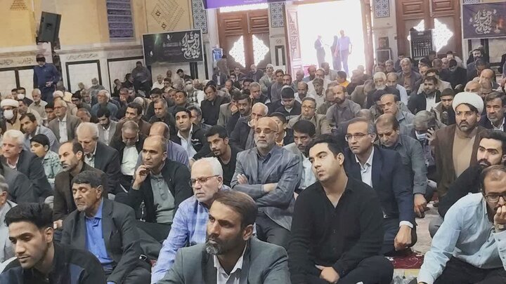 تصاویر/ اقامه نماز جمعه شهر بم